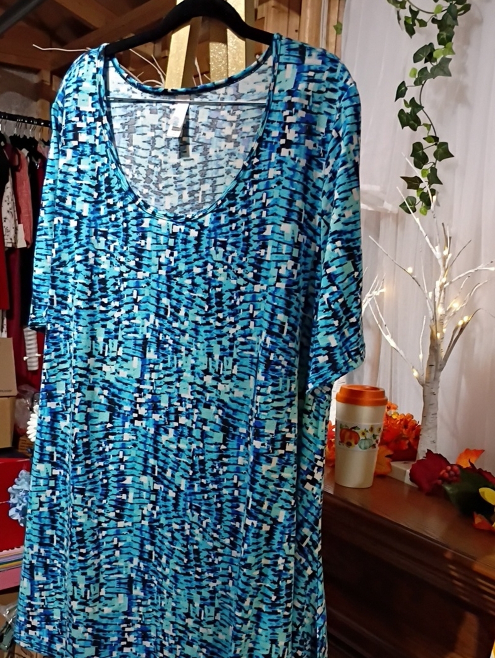 LuLaRoe Blue Multi-Pattern Scoop Neck Short Sleeve Top